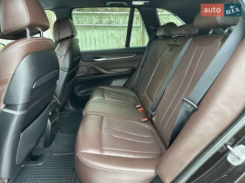 Внедорожник / Кроссовер BMW X5 2016 в Киеве