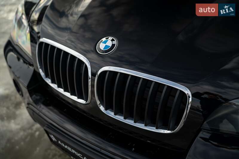 Позашляховик / Кросовер BMW X5 2011 в Чернівцях