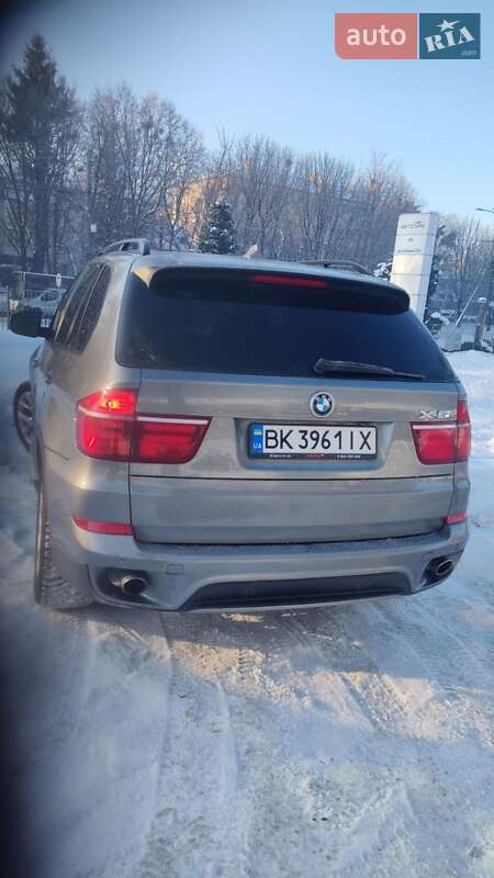 Позашляховик / Кросовер BMW X5 2012 в Рівному