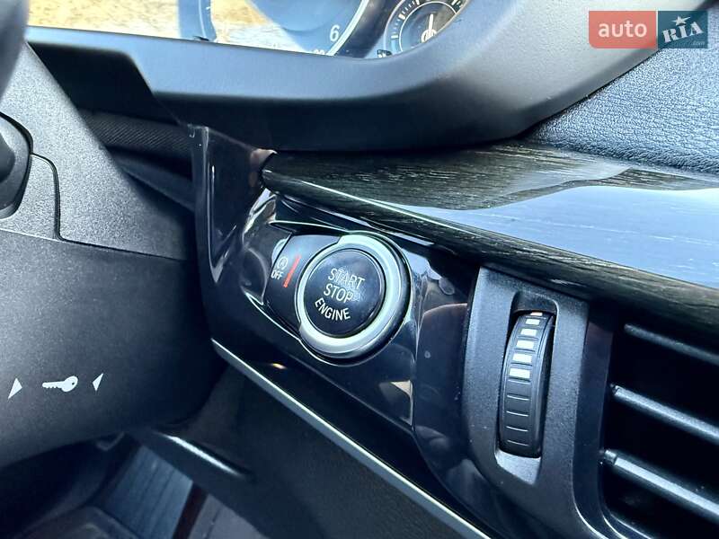 Внедорожник / Кроссовер BMW X5 2014 в Одессе