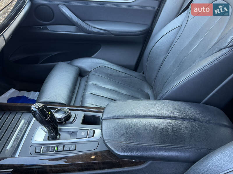 Позашляховик / Кросовер BMW X5 2015 в Ковелі фото 39 Позашляховик / Кросовер BMW X5 2015 в Ковелі