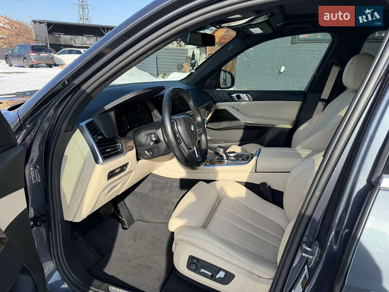 Внедорожник / Кроссовер BMW X5 2019 в Луцке