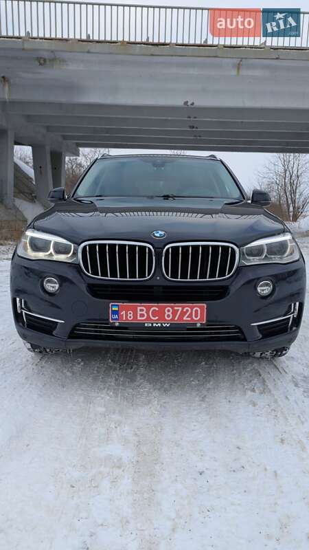 Внедорожник / Кроссовер BMW X5 2015 в Коростене