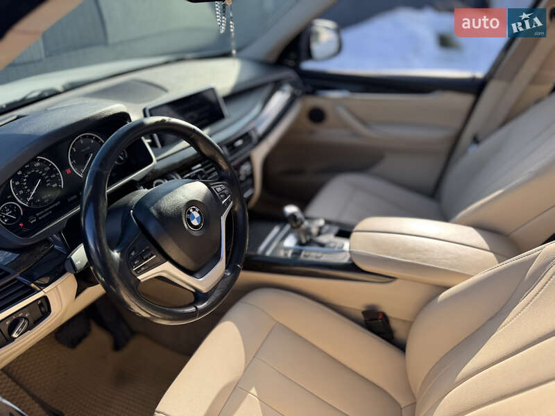 Позашляховик / Кросовер BMW X5 2014 в Львові