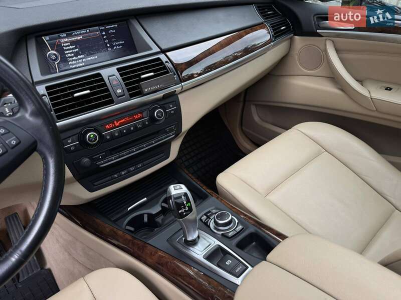 Внедорожник / Кроссовер BMW X5 2013 в Косове фото 12 Внедорожник / Кроссовер BMW X5 2013 в Косове