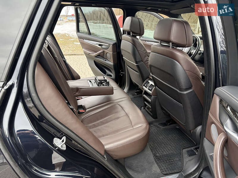 Внедорожник / Кроссовер BMW X5 2018 в Черновцах