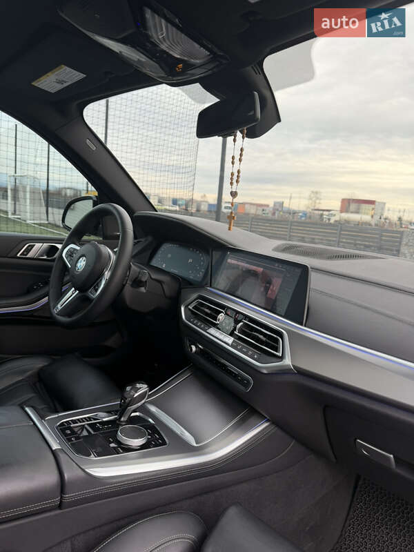 Внедорожник / Кроссовер BMW X5 2019 в Киеве
