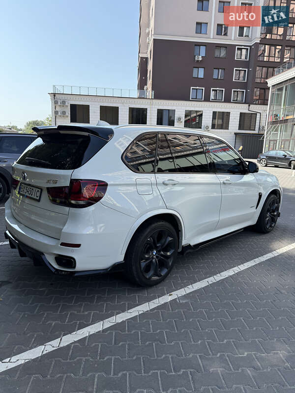 Позашляховик / Кросовер BMW X5 2016 в Хмельницькому