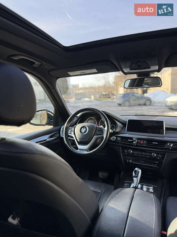 Позашляховик / Кросовер BMW X5 2018 в Львові