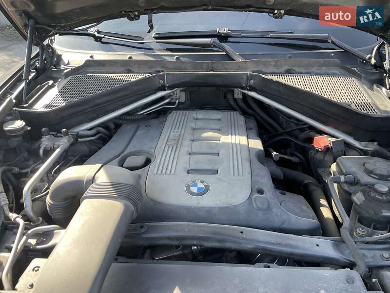 Позашляховик / Кросовер BMW X5 2008 в Запоріжжі