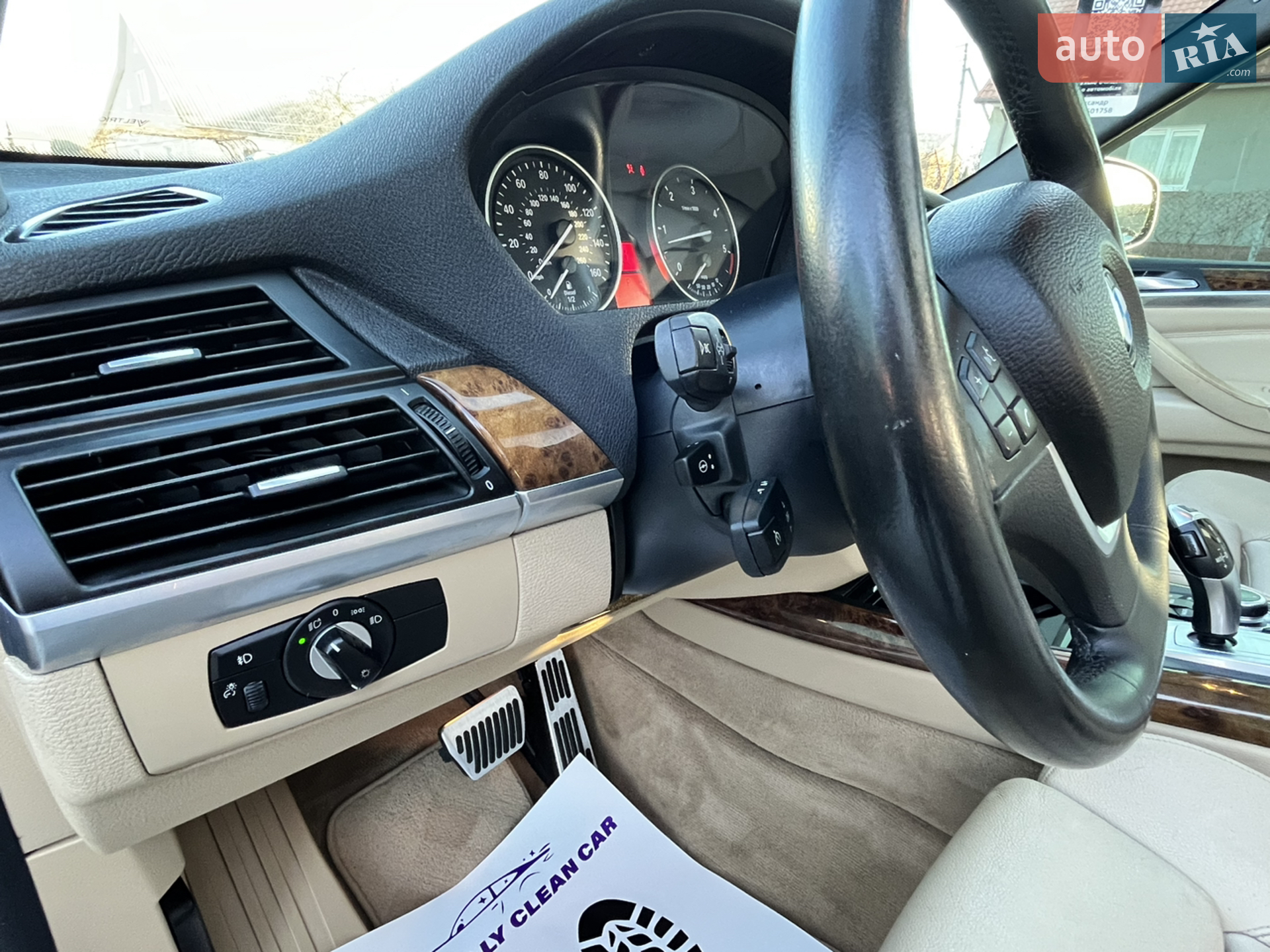 2010 BMW X5 - мініатюра 15