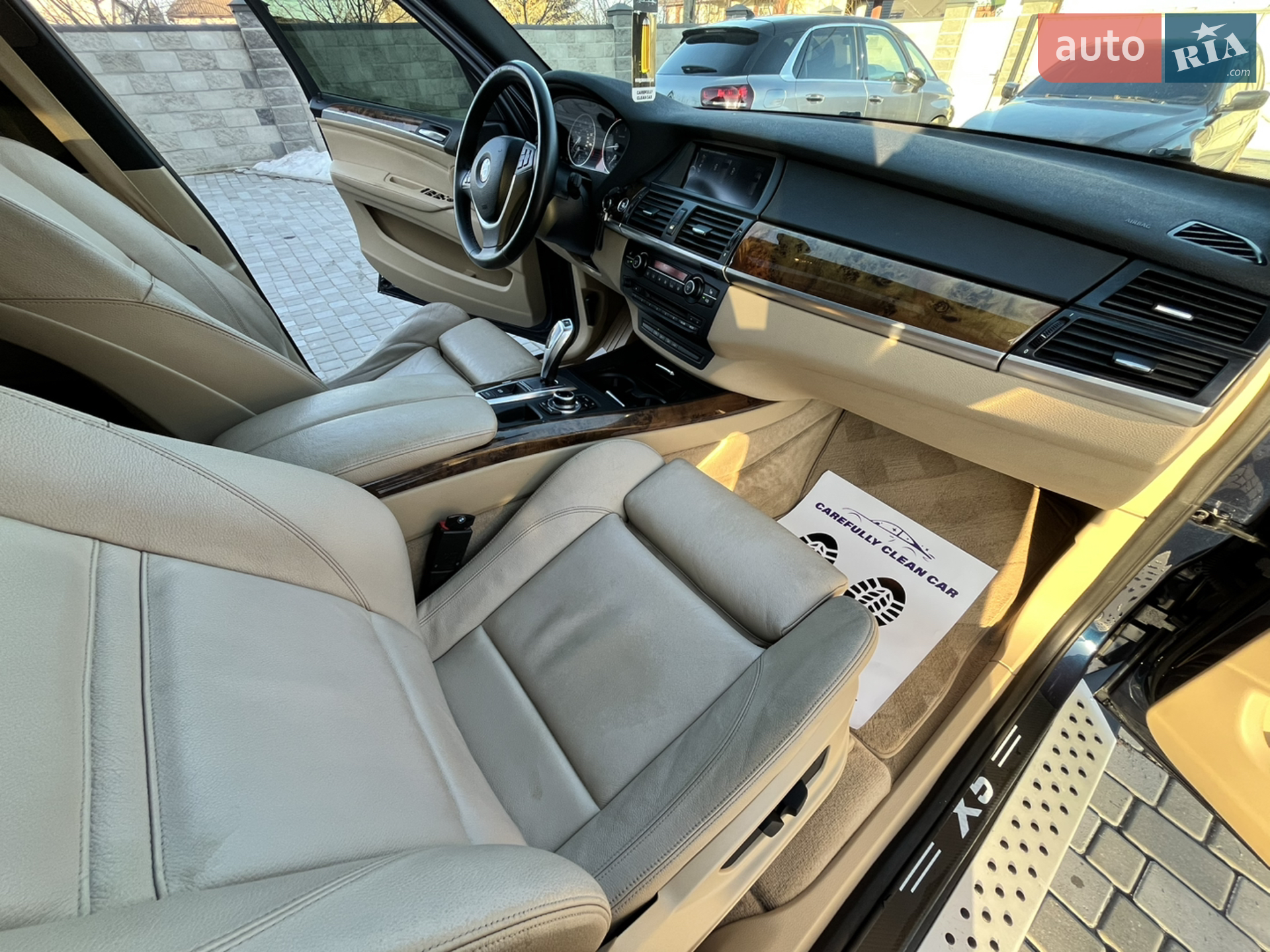 2010 BMW X5 - мініатюра 16