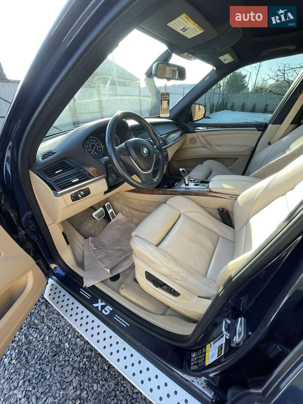 Позашляховик / Кросовер BMW X5 2010 в Нововолинську