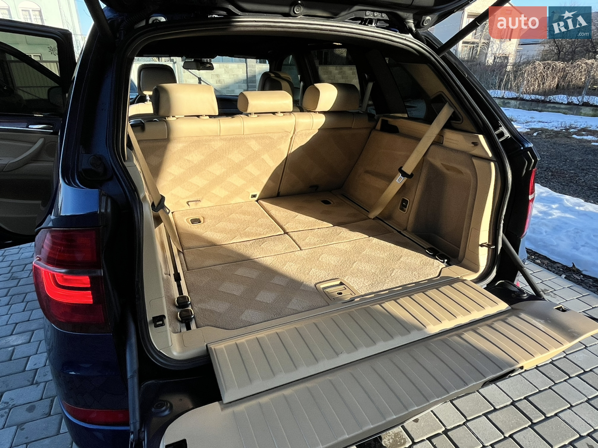 2010 BMW X5 - мініатюра 33