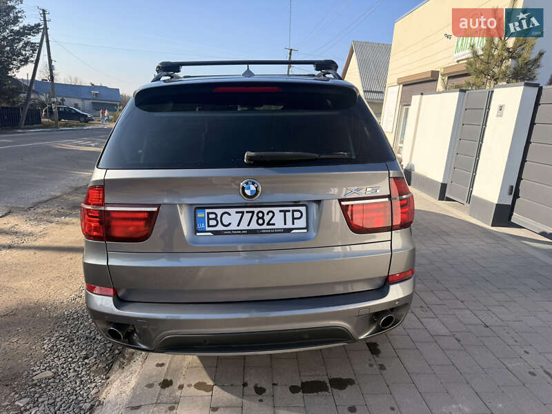 Позашляховик / Кросовер BMW X5 2013 в Самборі