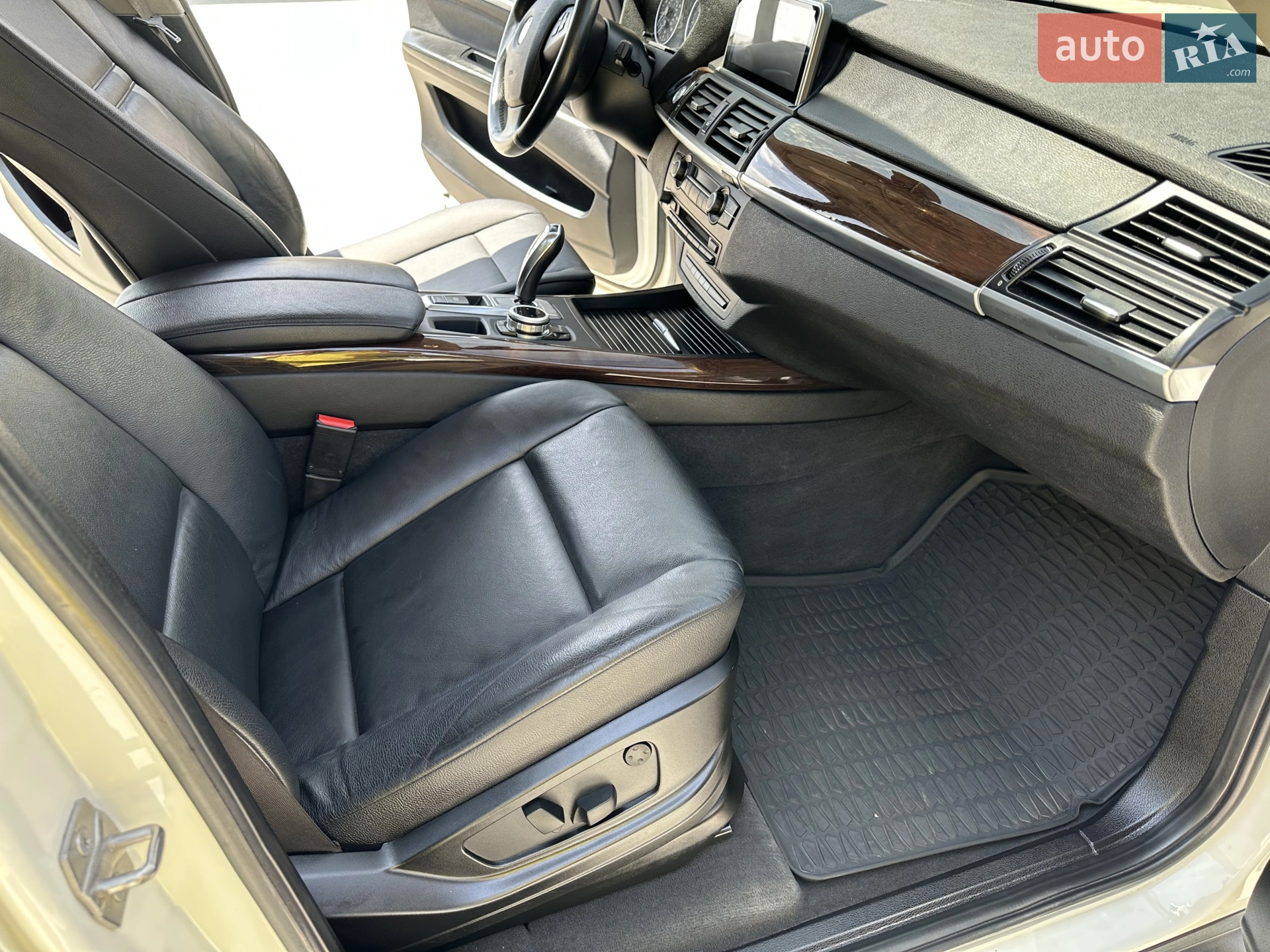 2012 BMW X5 - мініатюра 26