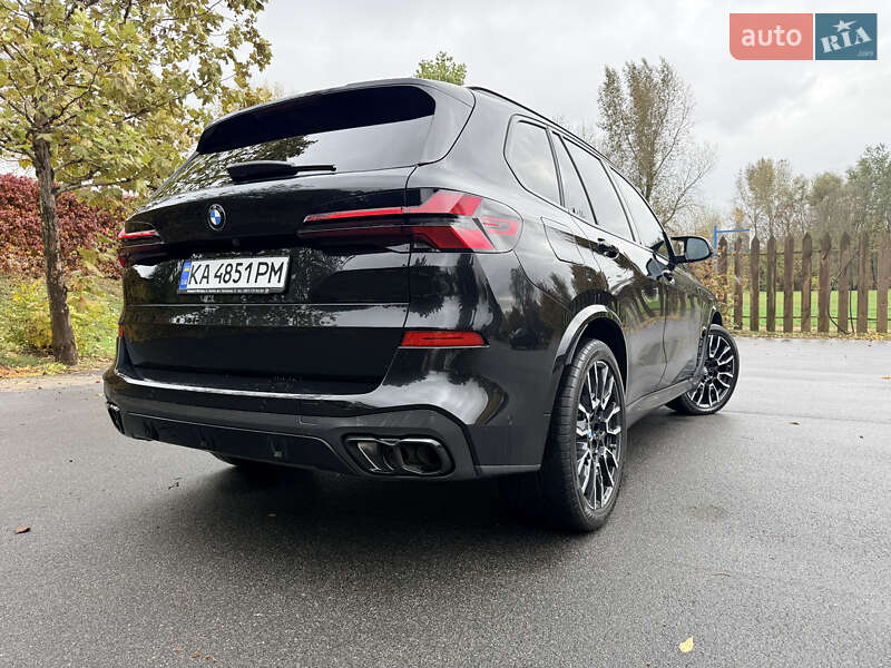 Позашляховик / Кросовер BMW X5 2023 в Києві