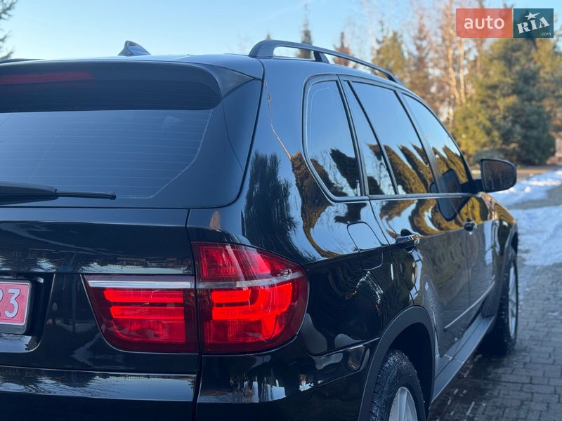 Внедорожник / Кроссовер BMW X5 2011 в Сарнах