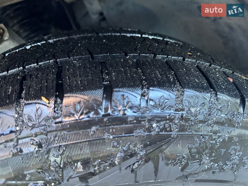 Внедорожник / Кроссовер BMW X5 2011 в Сарнах