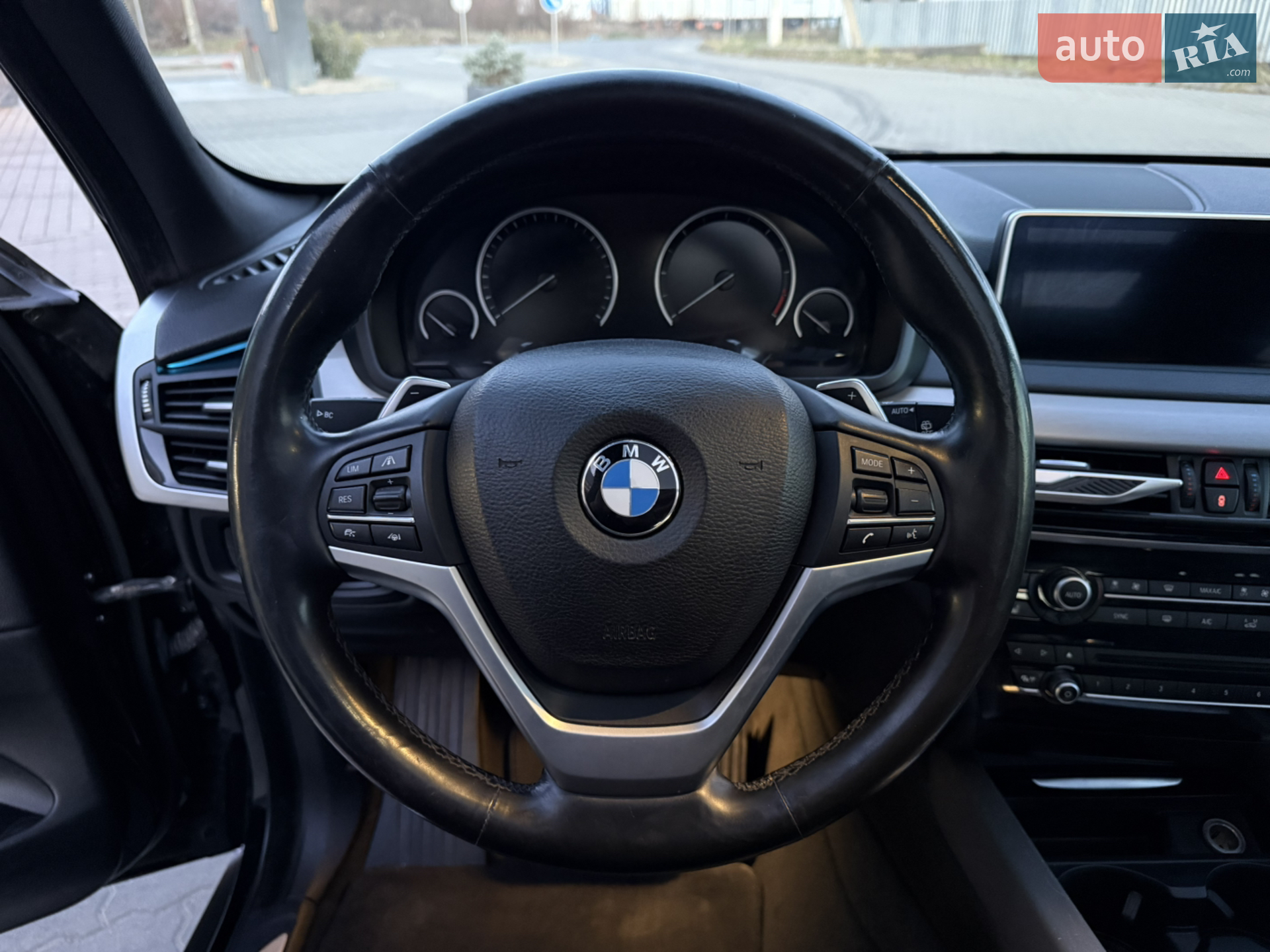 2014 BMW X5 - мініатюра 40