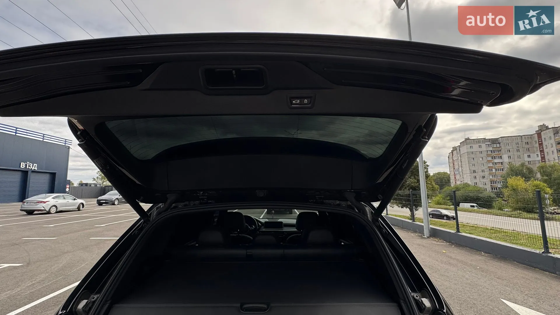 2017 BMW X5 - мініатюра 24