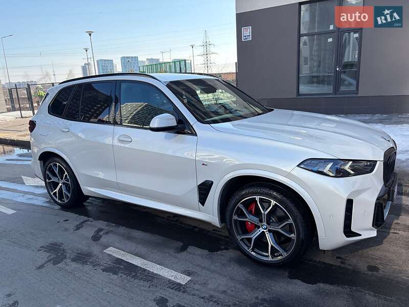 Позашляховик / Кросовер BMW X5 2023 в Києві