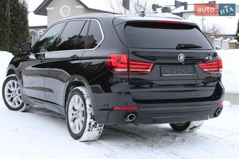 Позашляховик / Кросовер BMW X5 2015 в Рівному