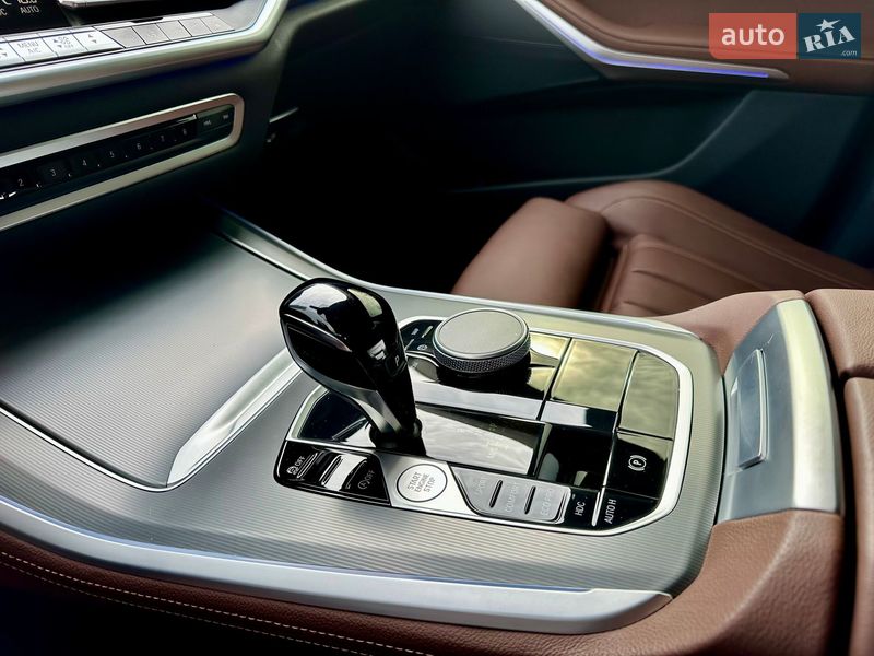 Внедорожник / Кроссовер BMW X5 2022 в Киеве