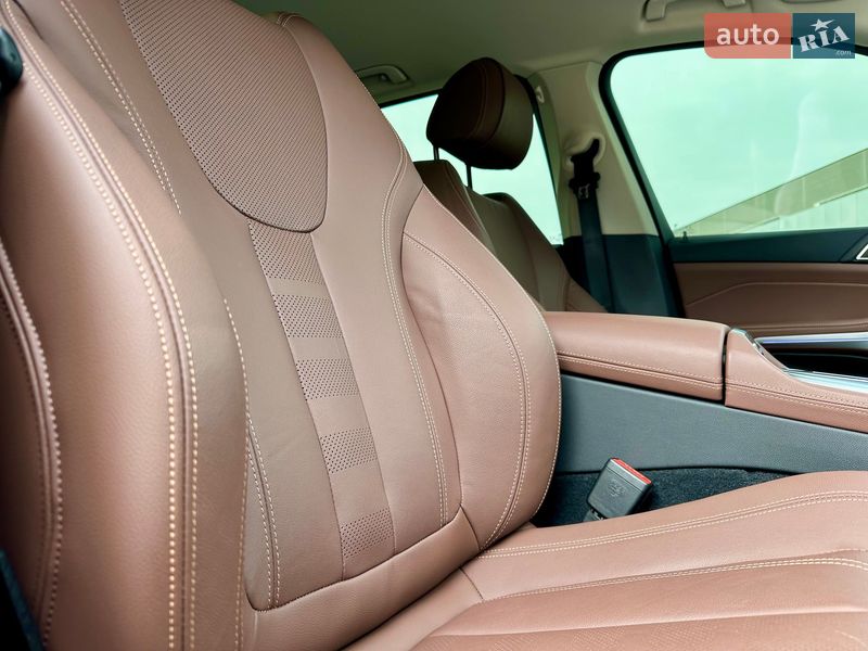 Внедорожник / Кроссовер BMW X5 2022 в Киеве