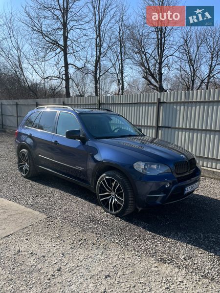 Внедорожник / Кроссовер BMW X5 2012 в Бурштыне