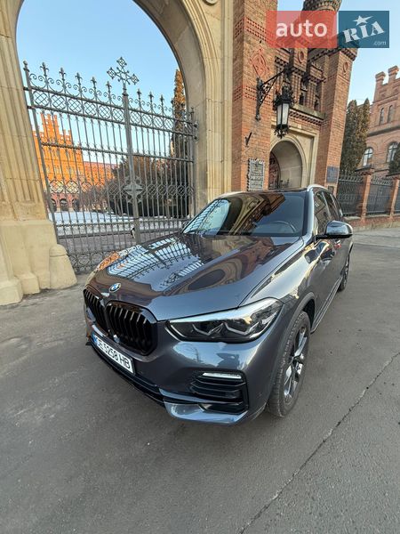 Позашляховик / Кросовер BMW X5 2019 в Чернівцях