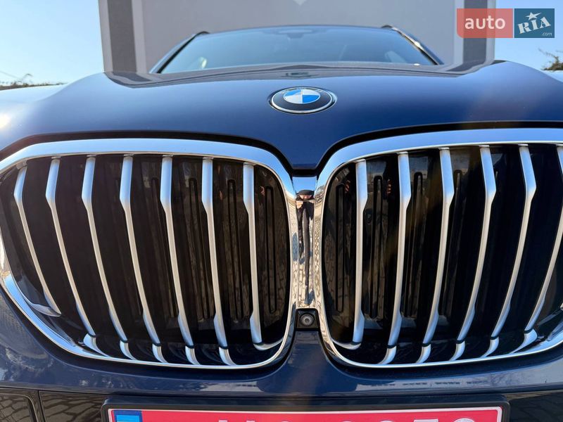 Позашляховик / Кросовер BMW X5 2019 в Луцьку