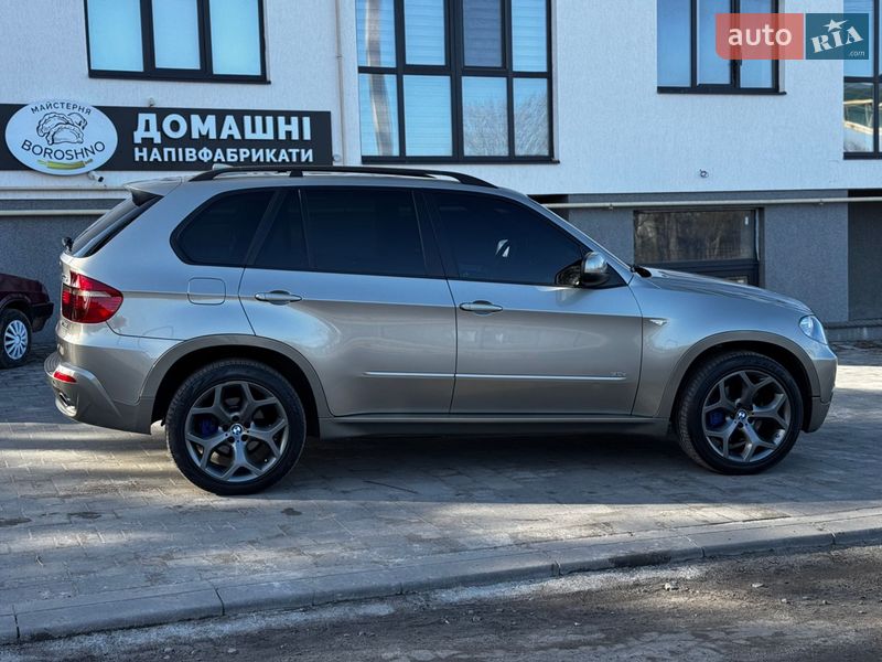 Позашляховик / Кросовер BMW X5 2008 в Рівному