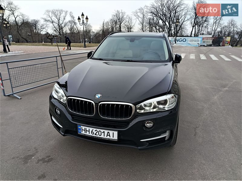 Внедорожник / Кроссовер BMW X5 2015 в Одессе