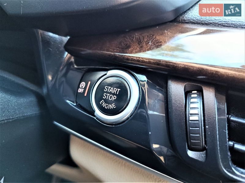 Внедорожник / Кроссовер BMW X5 2015 в Одессе