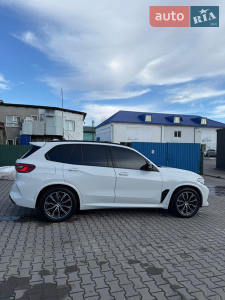 Внедорожник / Кроссовер BMW X5 2018 в Сокале