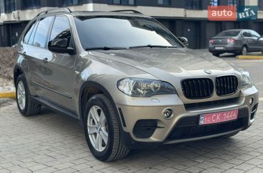 Позашляховик / Кросовер BMW X5 2011 в Івано-Франківську