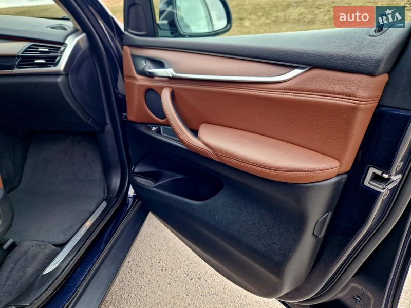 Внедорожник / Кроссовер BMW X5 2015 в Днепре