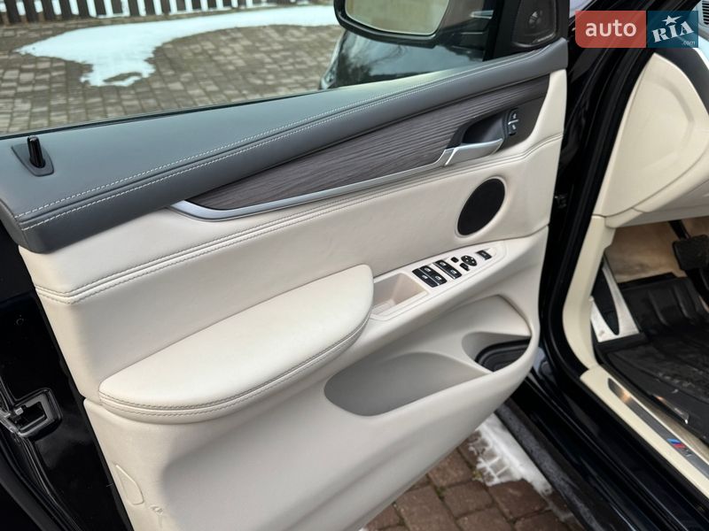 Внедорожник / Кроссовер BMW X5 2015 в Одессе