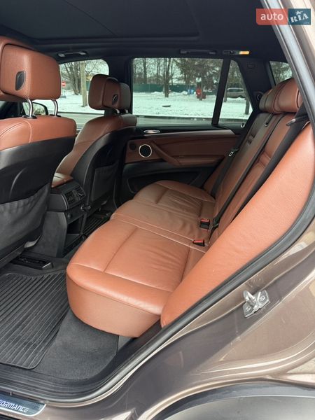 Внедорожник / Кроссовер BMW X5 2012 в Харькове