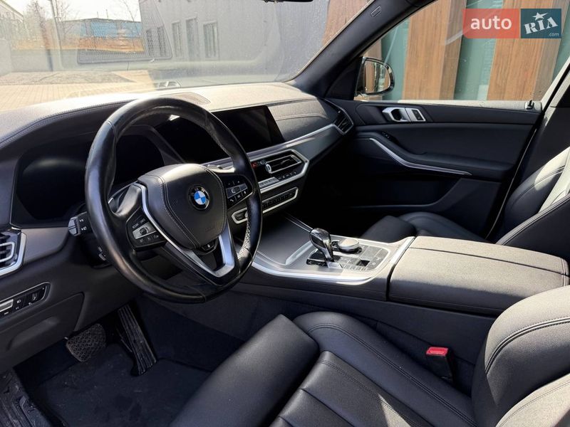 Внедорожник / Кроссовер BMW X5 2018 в Луцке