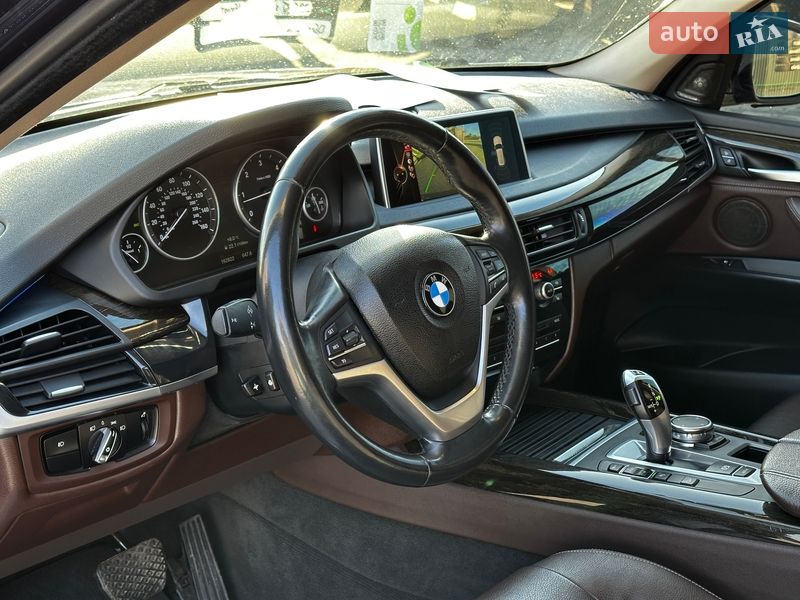 Позашляховик / Кросовер BMW X5 2015 в Львові