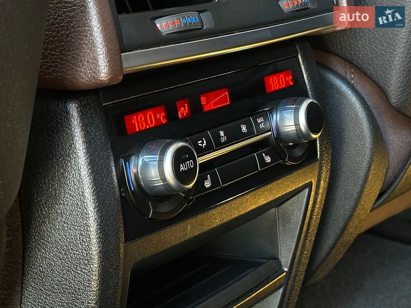 Позашляховик / Кросовер BMW X5 2015 в Львові