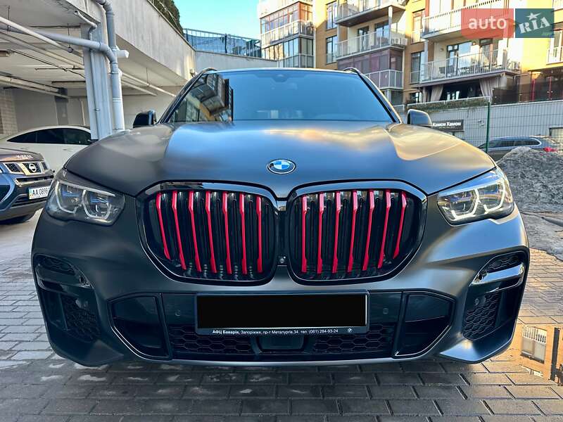 Внедорожник / Кроссовер BMW X5 2022 в Киеве