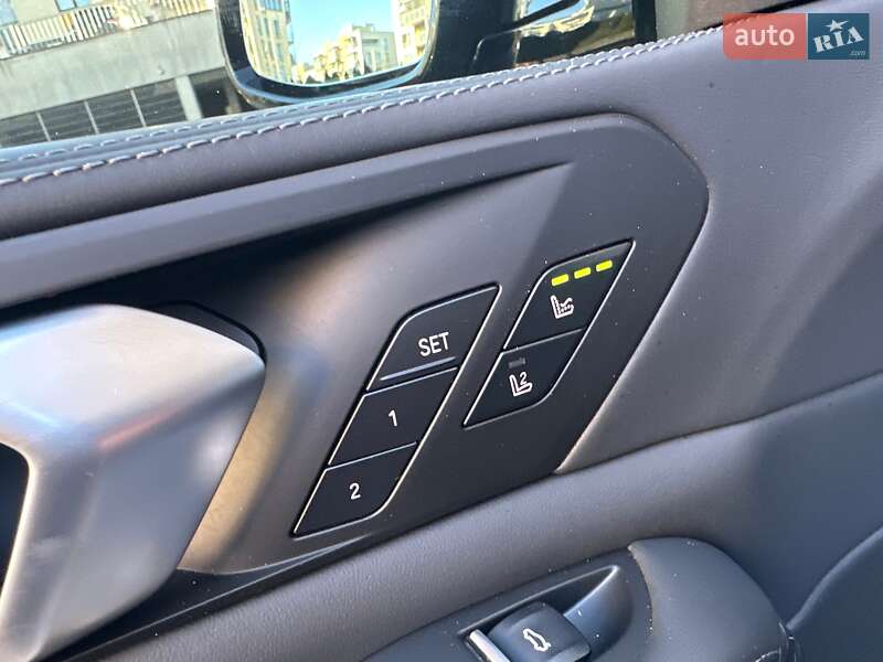 Внедорожник / Кроссовер BMW X5 2022 в Киеве