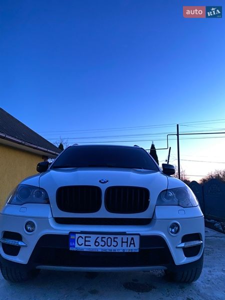 Внедорожник / Кроссовер BMW X5 2011 в Хотине