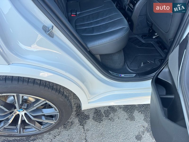 Внедорожник / Кроссовер BMW X5 2020 в Тернополе