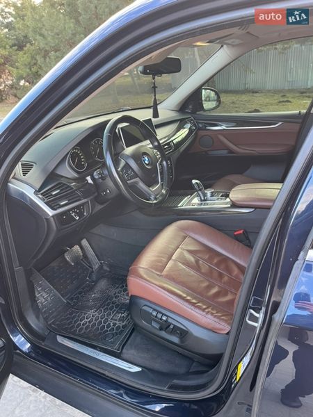 Позашляховик / Кросовер BMW X5 2016 в Львові