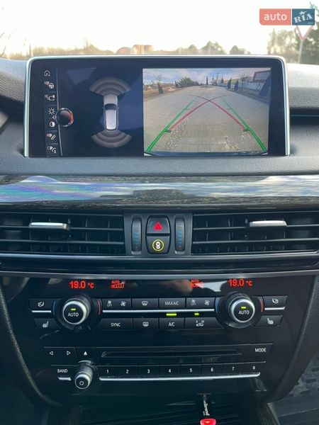 Позашляховик / Кросовер BMW X5 2016 в Львові