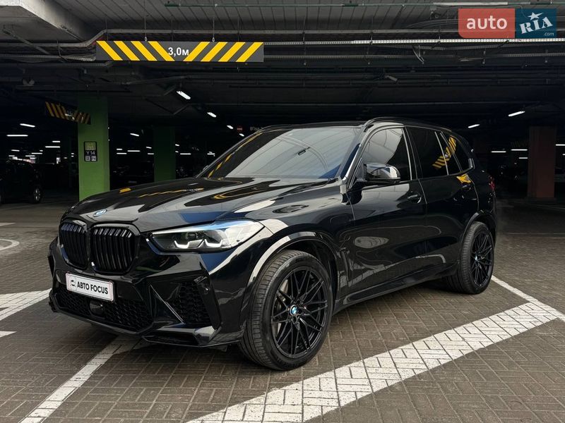 Внедорожник / Кроссовер BMW X5 2022 в Киеве